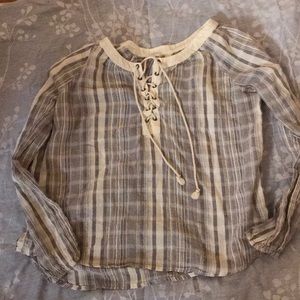 Long sleeved blouse string up front